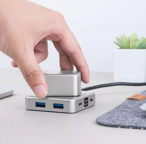 USB-C Fast Charging Hub
